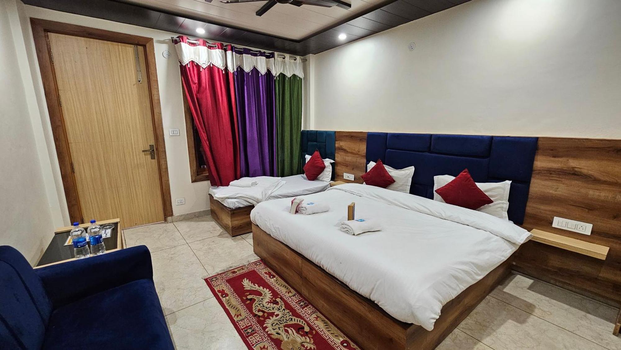Green View Hotel And Restaurant ماكليود غانج المظهر الخارجي الصورة