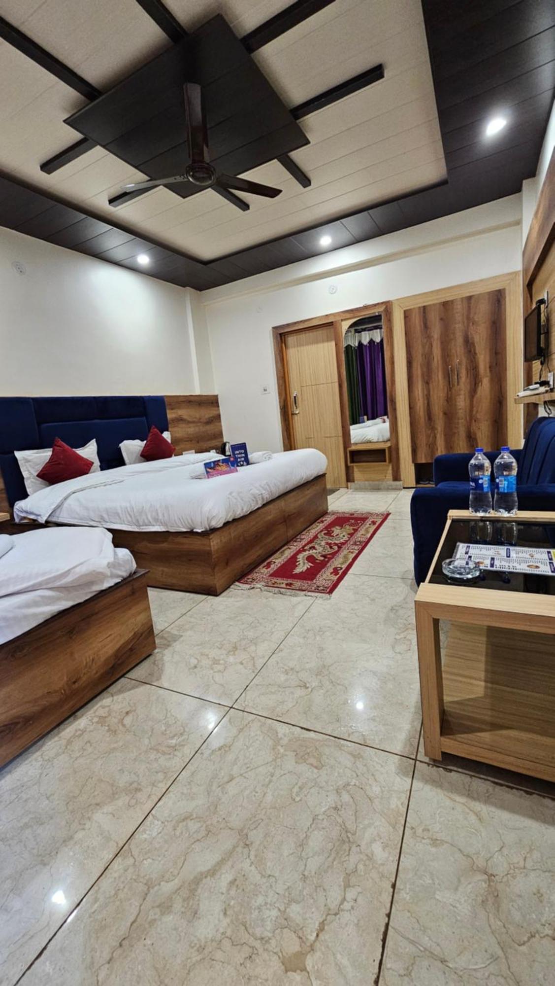 Green View Hotel And Restaurant ماكليود غانج المظهر الخارجي الصورة