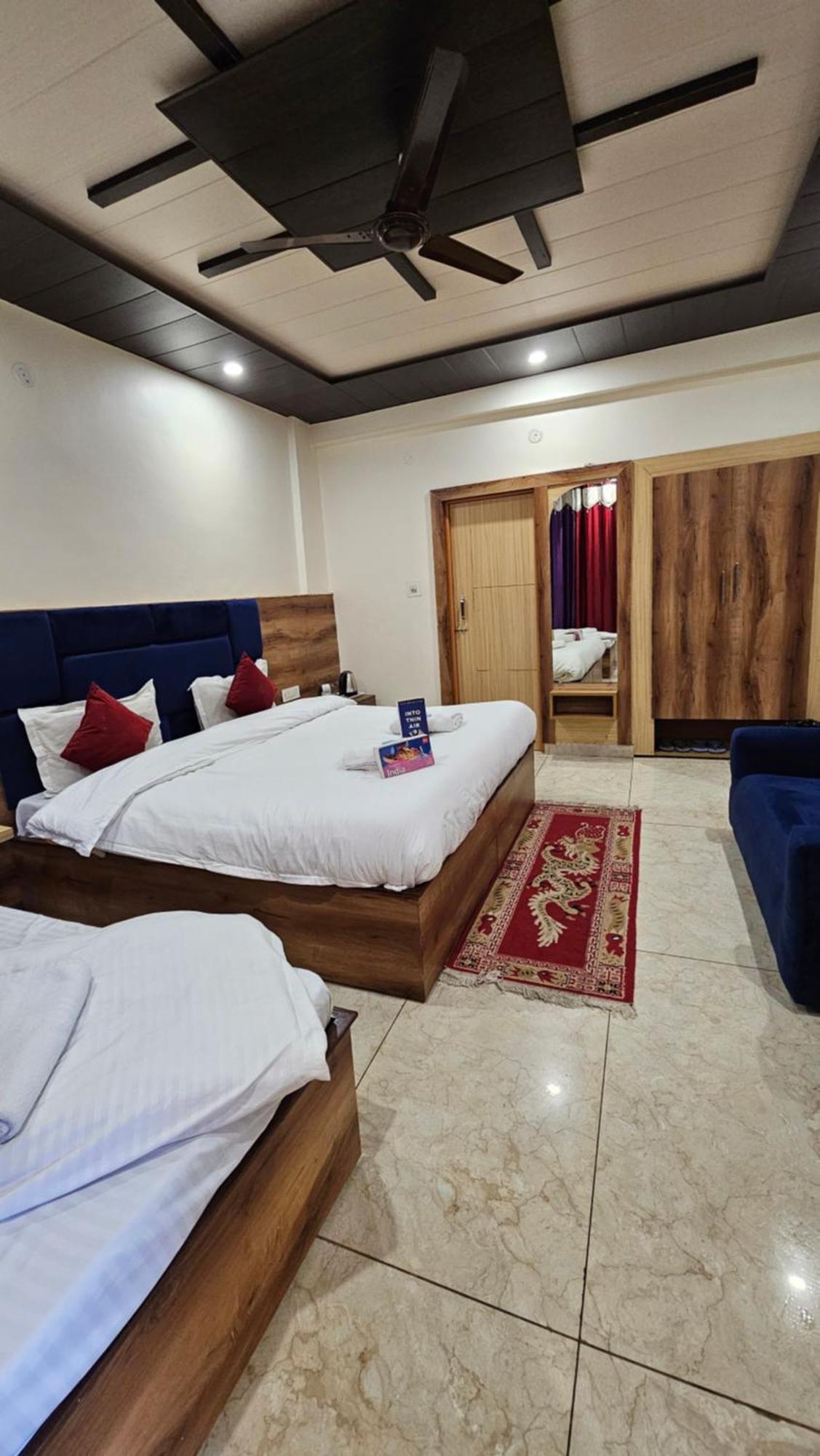 Green View Hotel And Restaurant ماكليود غانج المظهر الخارجي الصورة