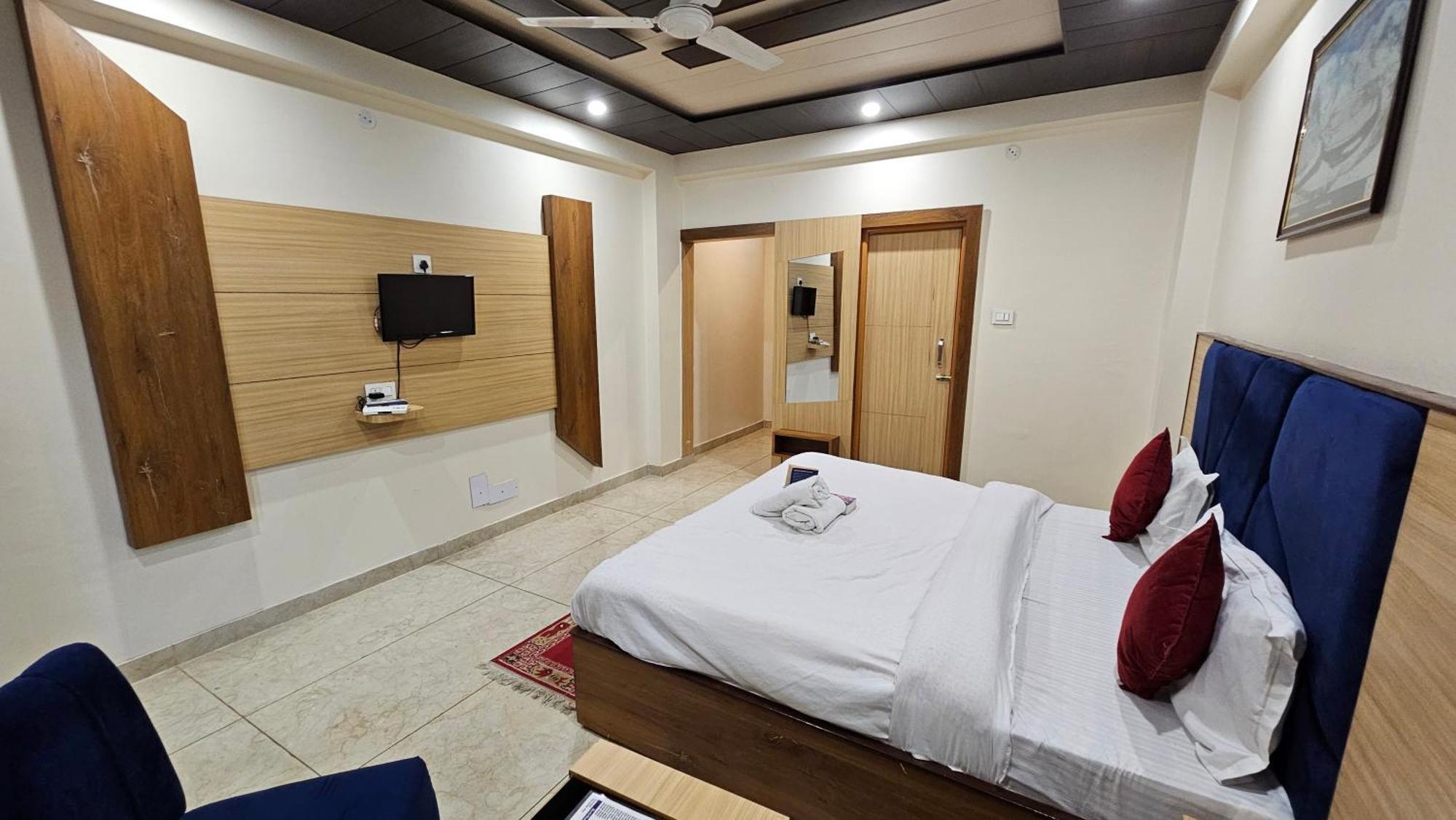 Green View Hotel And Restaurant ماكليود غانج المظهر الخارجي الصورة