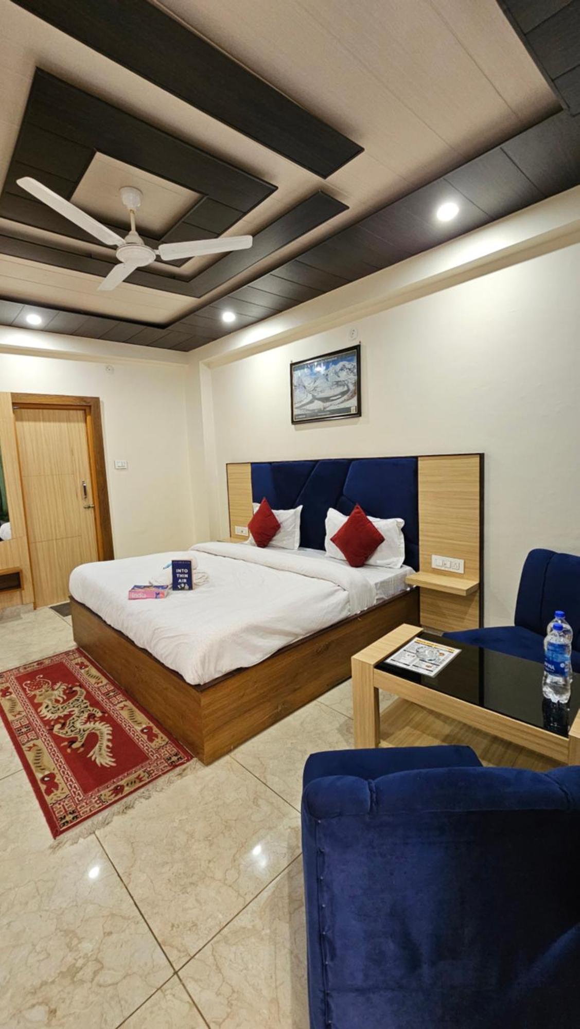 Green View Hotel And Restaurant ماكليود غانج المظهر الخارجي الصورة