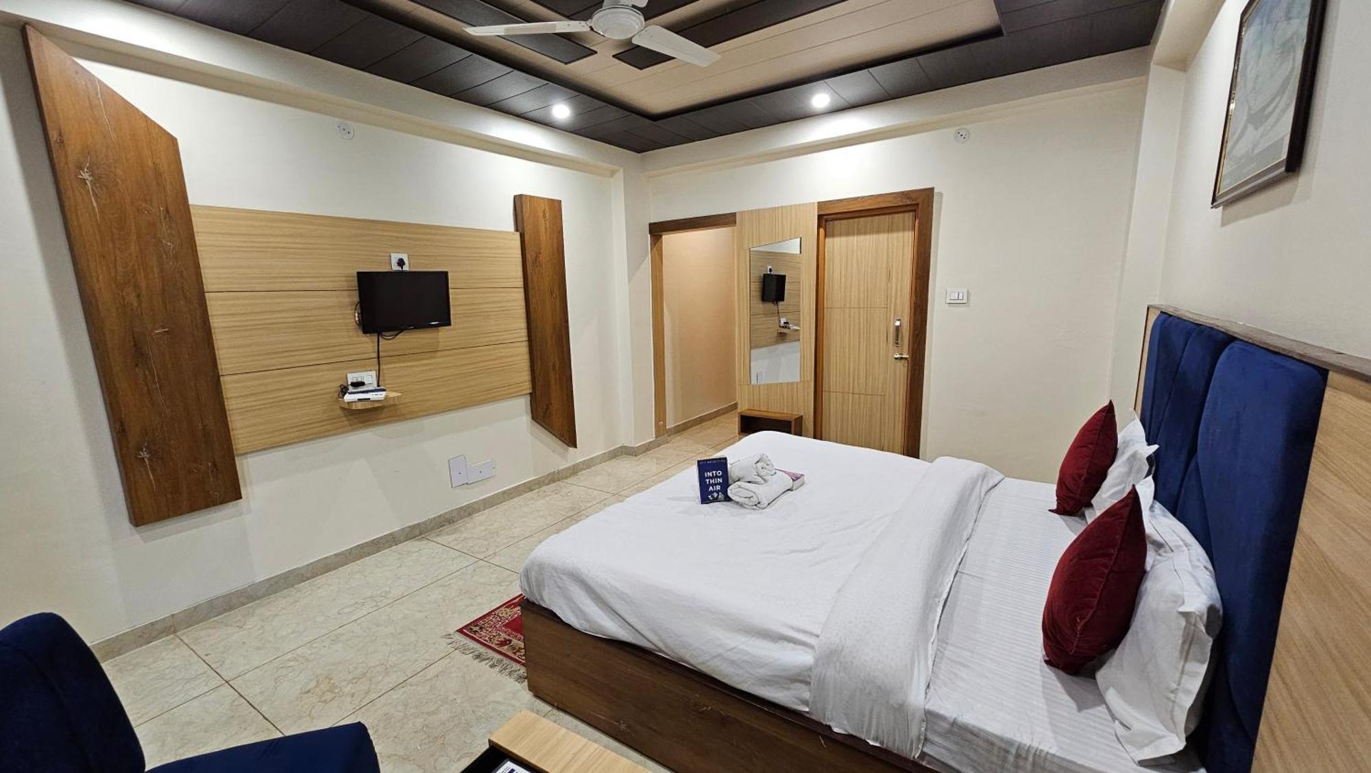 Green View Hotel And Restaurant ماكليود غانج المظهر الخارجي الصورة
