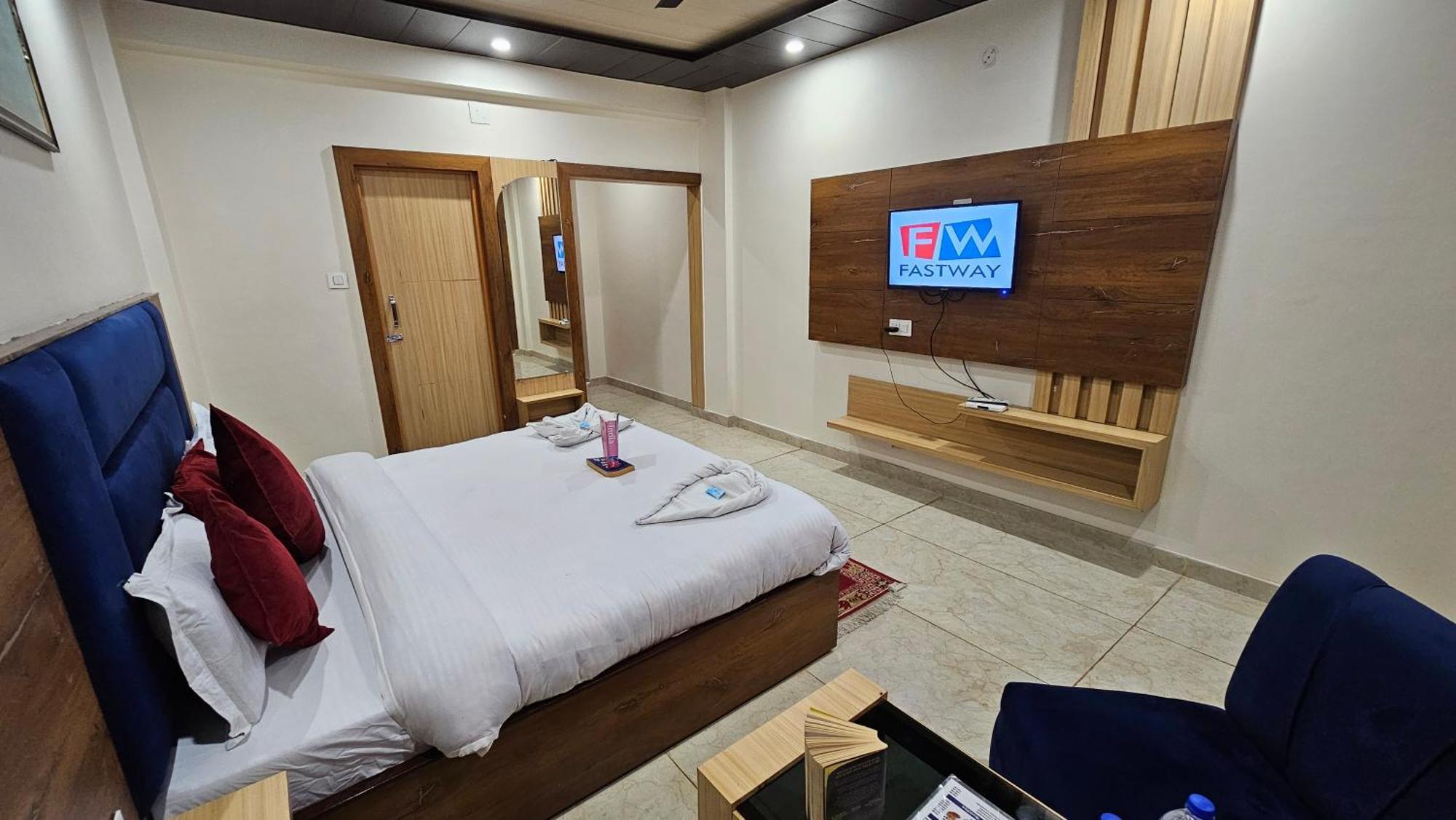 Green View Hotel And Restaurant ماكليود غانج المظهر الخارجي الصورة
