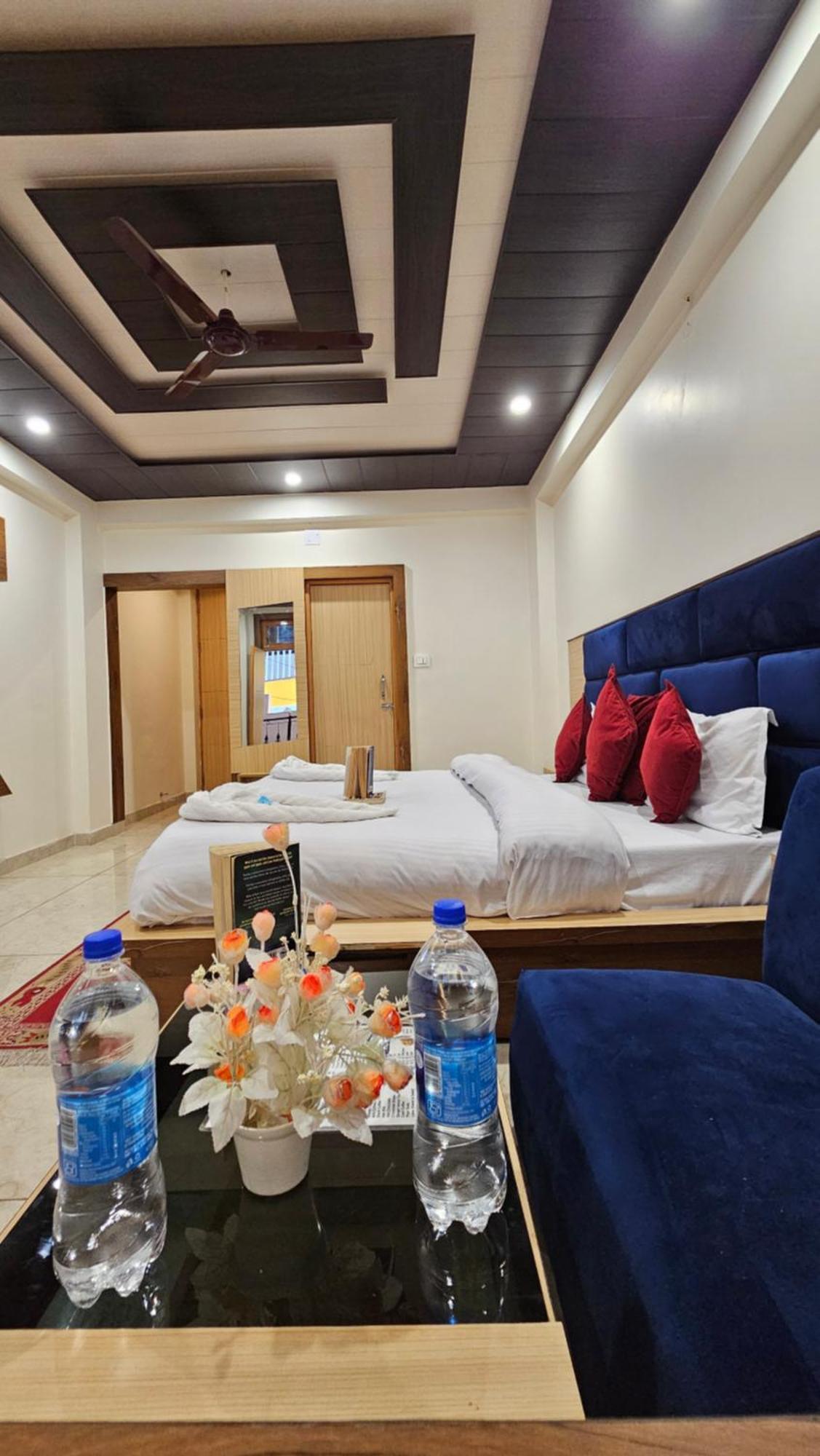Green View Hotel And Restaurant ماكليود غانج المظهر الخارجي الصورة