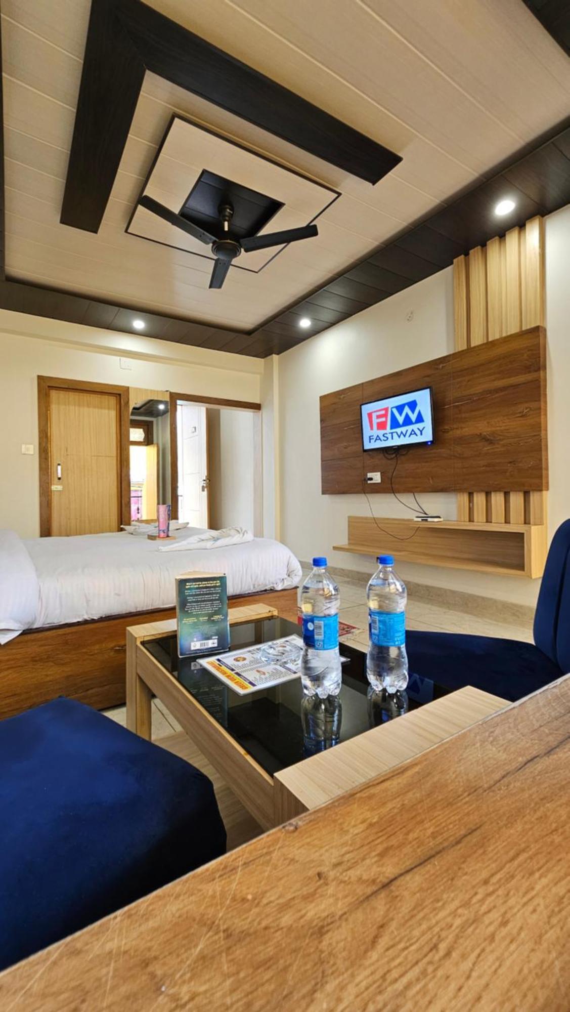 Green View Hotel And Restaurant ماكليود غانج المظهر الخارجي الصورة