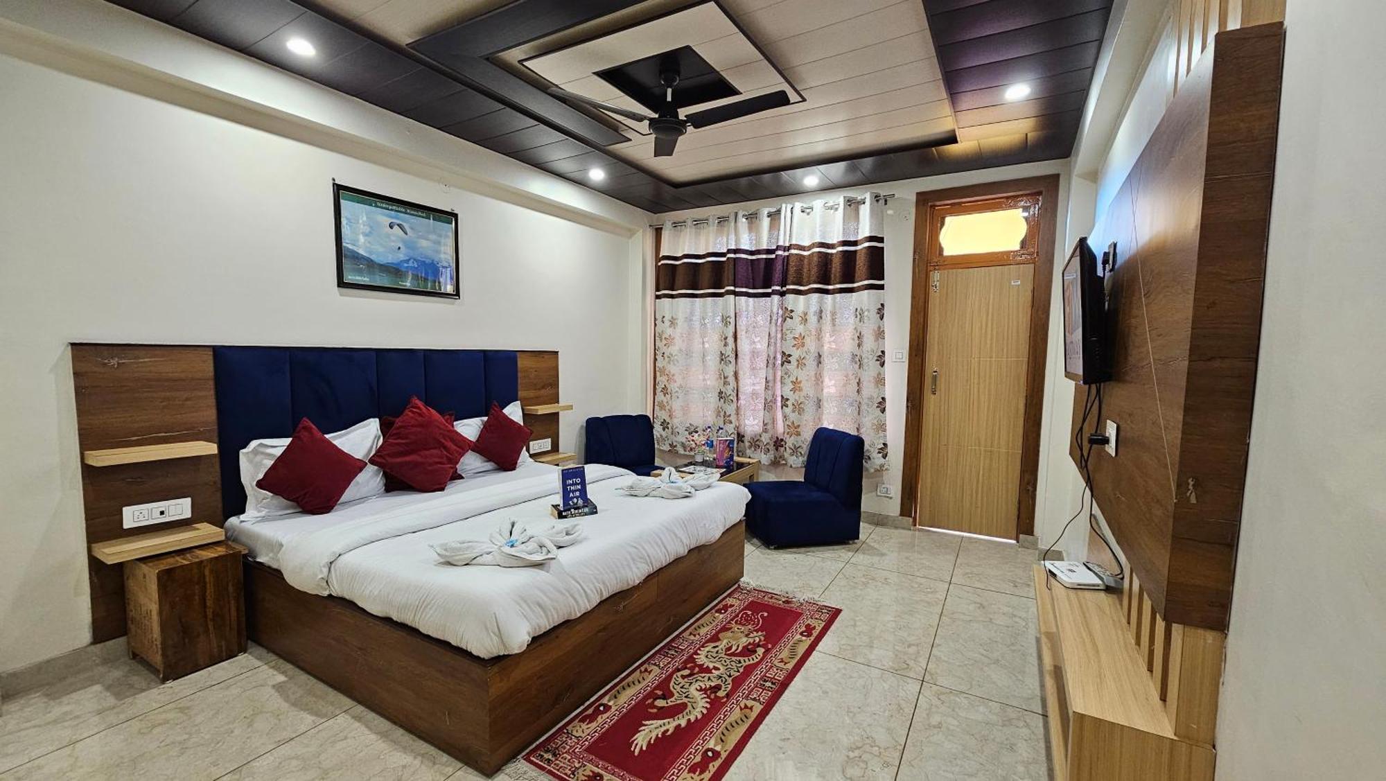 Green View Hotel And Restaurant ماكليود غانج المظهر الخارجي الصورة