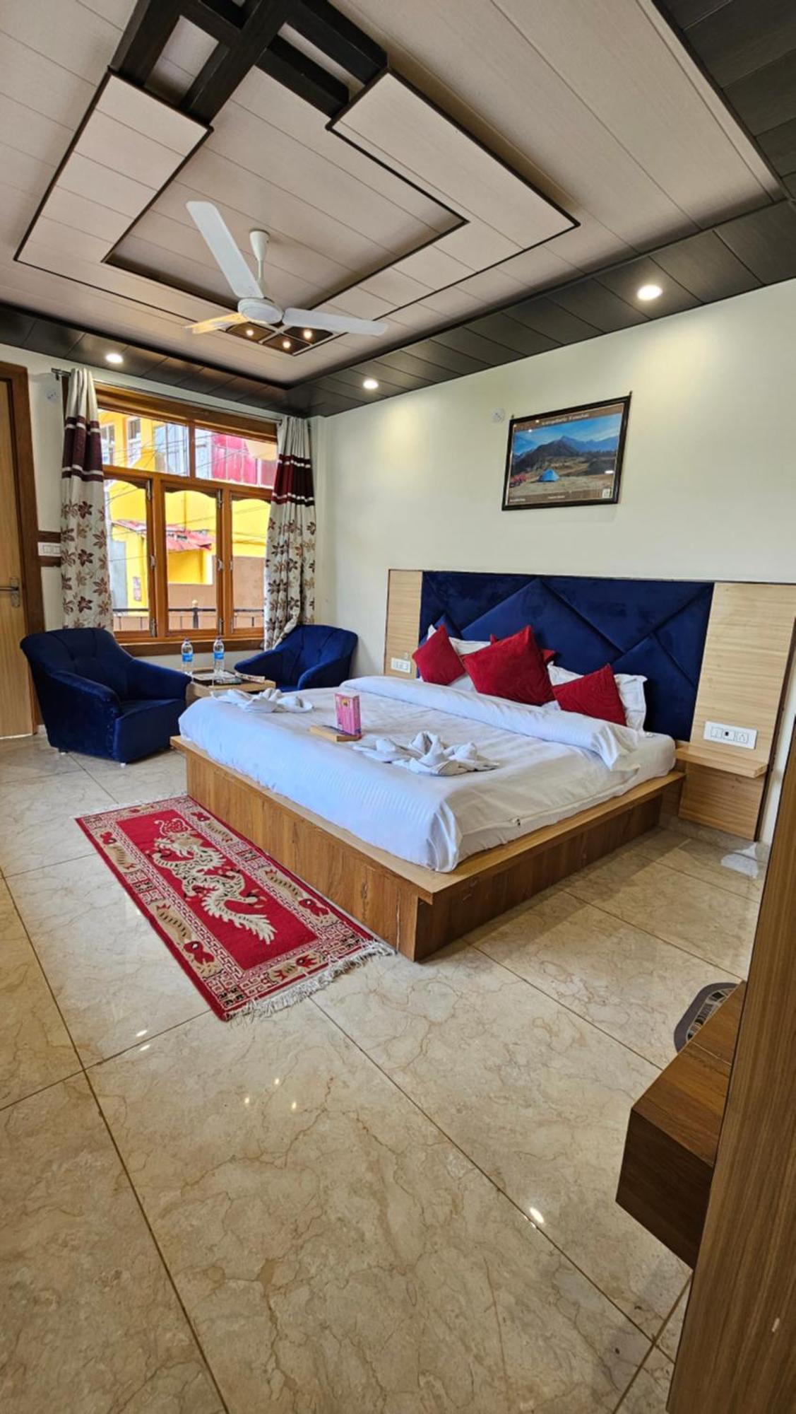 Green View Hotel And Restaurant ماكليود غانج المظهر الخارجي الصورة