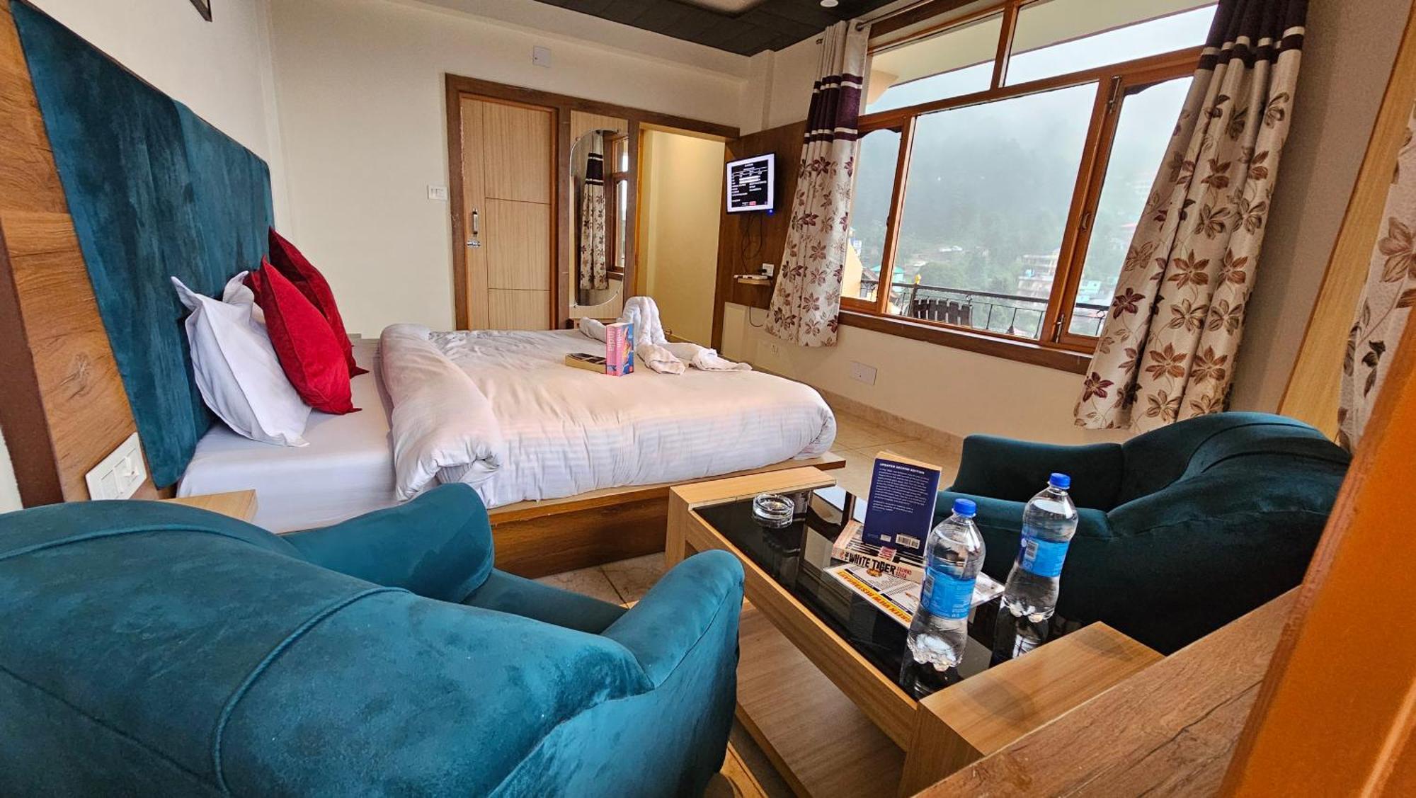 Green View Hotel And Restaurant ماكليود غانج المظهر الخارجي الصورة