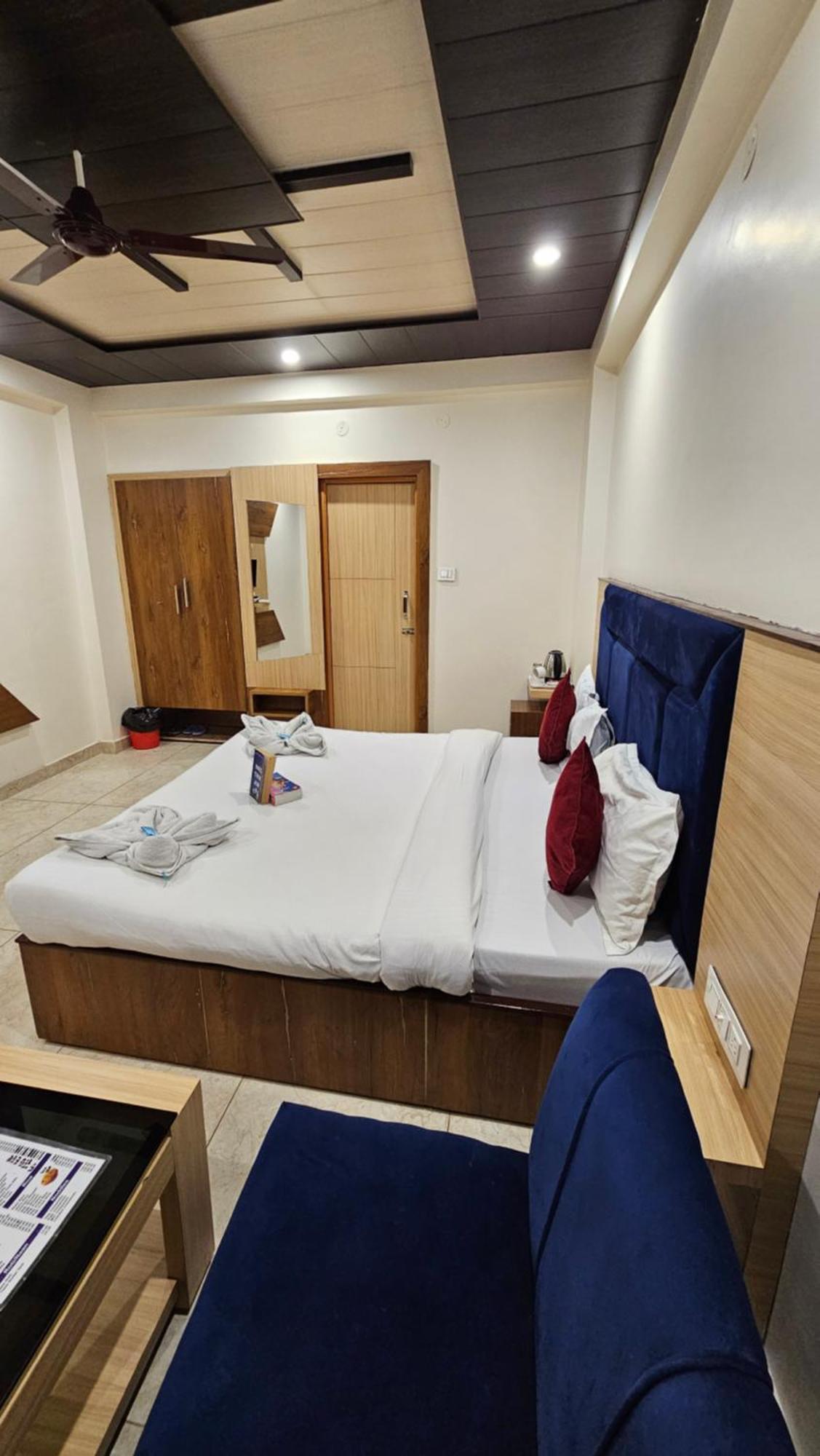 Green View Hotel And Restaurant ماكليود غانج المظهر الخارجي الصورة